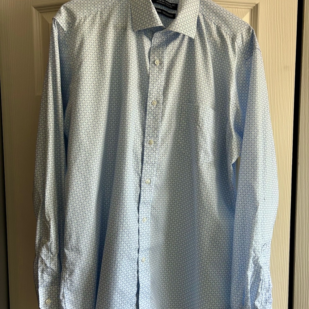 Men's Light Blue Micro-Print Dress Shirt